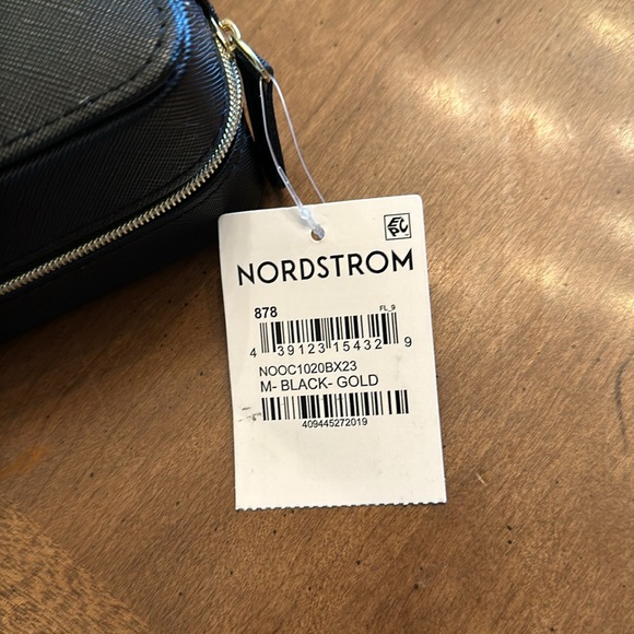 *Final offer!* Nordstrom “M” travel jewelry case - Picture 4 of 4